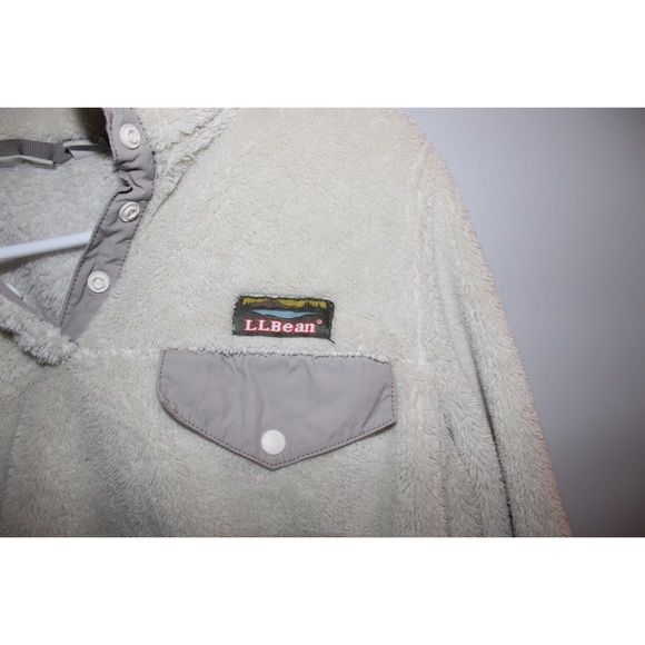 L.L. Bean Plush Quarter Button - Picture 4 of 6